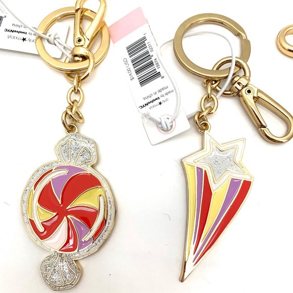 4/$25 Key Chain Charm Candy Shooting Star NEW - Picture 2 of 3